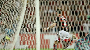 Flamengo vence Deportivo T&aacute;chira (1-0) e vai &agrave;s oitavas da Libertadores