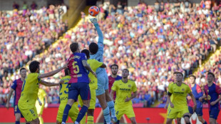 Villarreal beat Barca to secure Champions League place