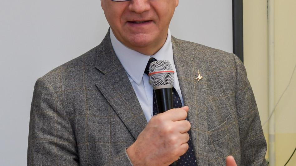 ++ Valditara agli Uffici scolastici, verificare par condicio su Referendum ++