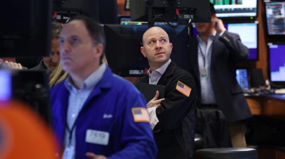 Wall Street limite ses pertes gr&acirc;ce &agrave; la baisse du p&eacute;trole
