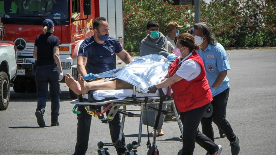 Dezenas de migrantes mortos e mais de 100 resgatados ap&oacute;s naufr&aacute;gio perto da Gr&eacute;cia