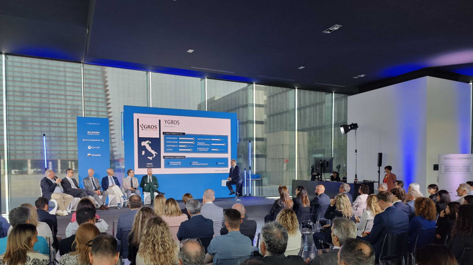 Intesa, erogati 1,7 miliardi a Pmi Nordest per sostenibilit&agrave;