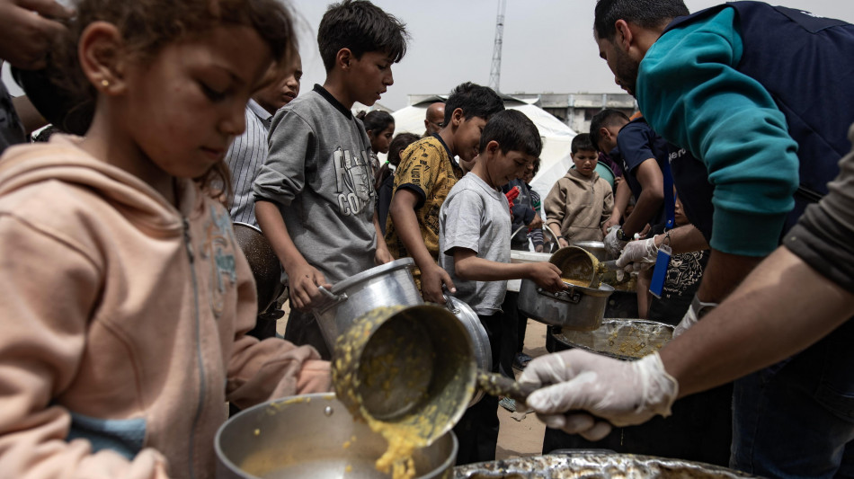 Wsj, 'Israele valuta piano di aiuti a Gaza, aggirando Hamas'