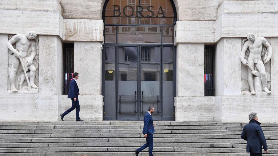 Borsa: Milano solida con Madrid e Amsterdam, lo spread tiene a 113 punti base