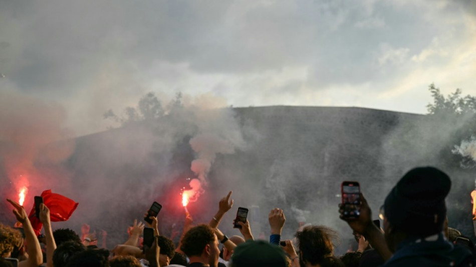 Ligue des champions: "ils vont nous entendre jusqu'&agrave; Munich" promettent les supporters du PSG depuis le Parc 