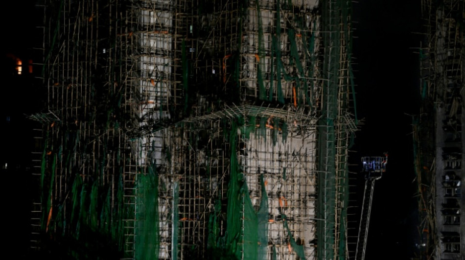 Hong Kong busca a cientos de desaparecidos tras el incendio que dejó al menos 83 muertos