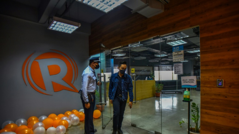 Philippines: le site d'information Rappler contraint &agrave; la fermeture