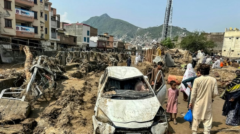 Au Pakistan, la mousson fait plus de 320 morts en 48 heures, les secours s'organisent