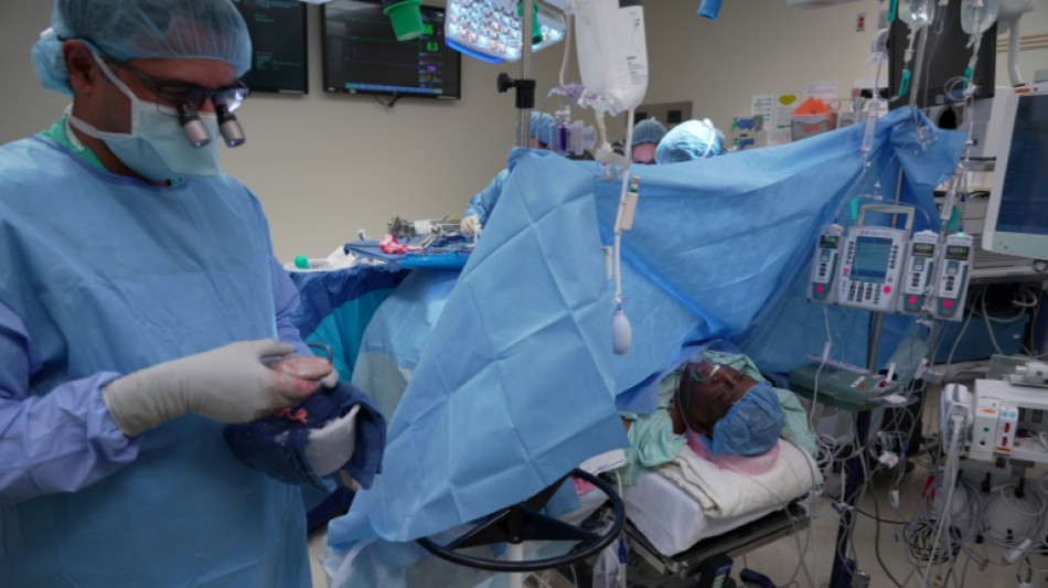 Etre &eacute;veill&eacute; lors d'une greffe de rein pourrait-il devenir la r&egrave;gle?