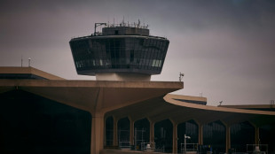 Autoridades reduzem voos no aeroporto de Newark ap&oacute;s falha
