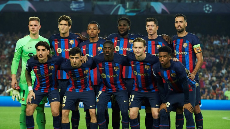 Eliminado de la Champions, el Bar&ccedil;a a la caza del Real Madrid en LaLiga