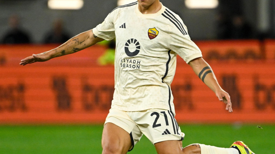 Calcio: Roma; Dybala presenta Soul&egrave; 'benvenuto fratello'