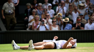 Swiatek massacra Anisimova (6-0 e 6-0) e conquista Wimbledon pela 1&ordf; vez