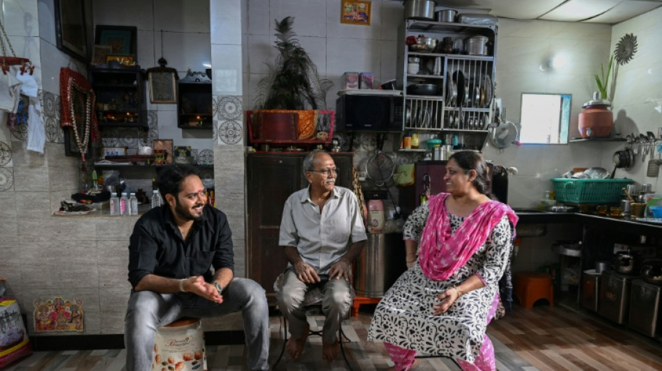 En Bombay, la "favela" m&aacute;s grande de Asia est&aacute; en venta