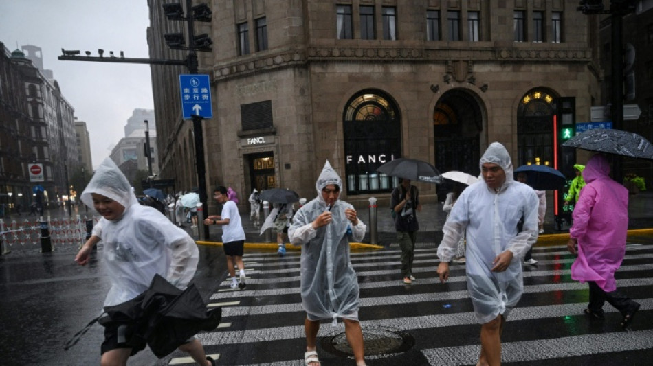 Chine: un typhon balaie Shanghai, 283.000 personnes &eacute;vacu&eacute;es