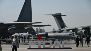 Boric se ausenta de la inauguraci&oacute;n en Chile de una feria de aviaci&oacute;n que excluy&oacute; a Israel
