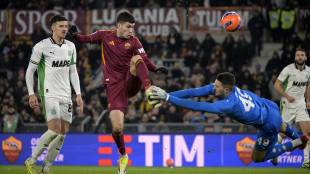 Nella ripresa crolla il muro del Sassuolo, la Roma sale al terzo posto