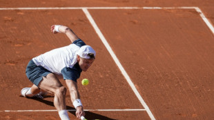 Rune defeats Alcaraz to win Barcelona Open