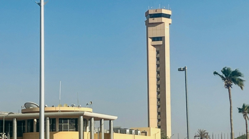 Los hut&iacute;es reivindican m&aacute;s ataques contra el aeropuerto de Riad