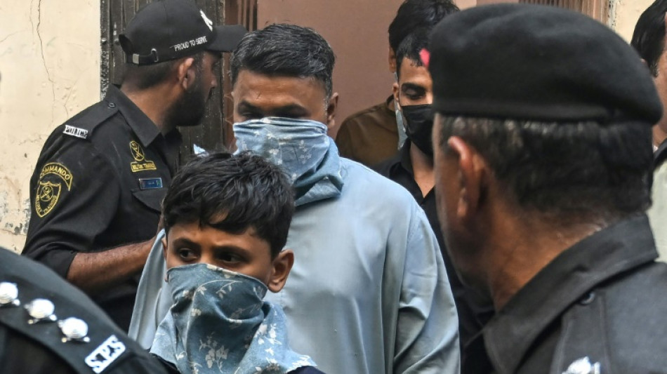 Mob beats to death man from persecuted Pakistan minority