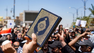 Manifesta&ccedil;&otilde;es no Iraque e no Ir&atilde; contra a profana&ccedil;&atilde;o do Alcor&atilde;o na Su&eacute;cia