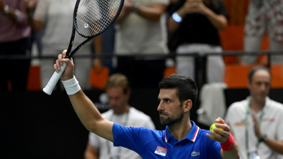 Djokovic classifica S&eacute;rvia para fase final da Copa Davis
