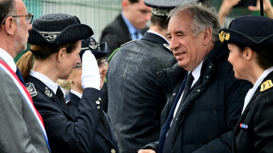 La hija del primer ministro francés dice que sufrió maltratos de la congregación católica acusada de abusos sexuales