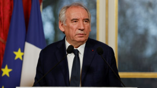 Immigration: Bayrou menace de remettre en cause les accords de 1968 avec l'Alg&eacute;rie