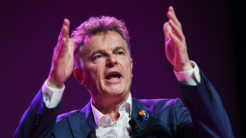 Pr&eacute;sidentielle : Roussel pour une France de "la bonne paye" et la redistribution des richesses 