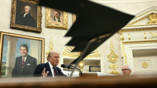 De l'or, une missive royale, un Nobel... Comment gagner les faveurs de Trump