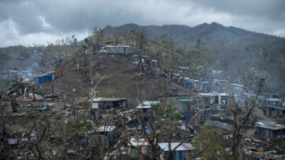 Un cami&oacute;n de cuidados itinerantes recorre Mayotte tras el cicl&oacute;n Chido