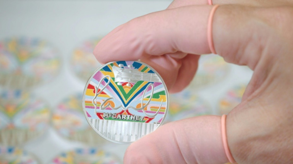Reino Unido acu&ntilde;a monedas en honor de Paul McCartney