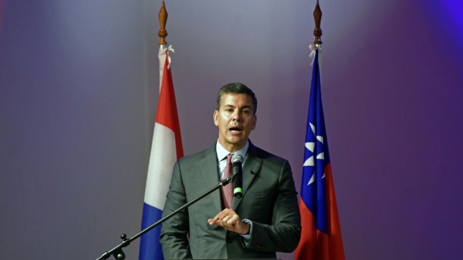 Paraguay est&aacute; "recuperando" su lugar en Latinoam&eacute;rica, afirma presidente Pe&ntilde;a en Londres