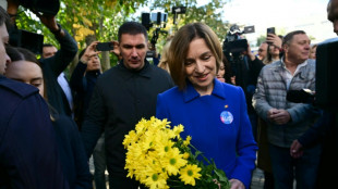 Le parti pro-europ&eacute;en PAS remporte largement les l&eacute;gislatives en Moldavie