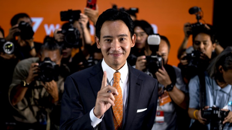 Oposi&ccedil;&atilde;o tailandesa reivindica vit&oacute;ria em elei&ccedil;&otilde;es legislativas