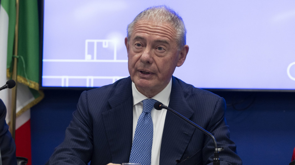 Urso, lunedì incontro aziende interessate a investire a Taranto