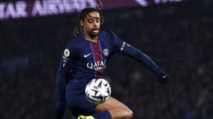 Liverpool contrata atacante franc&ecirc;s Bradley Barcola por 125 milh&otilde;es de euros