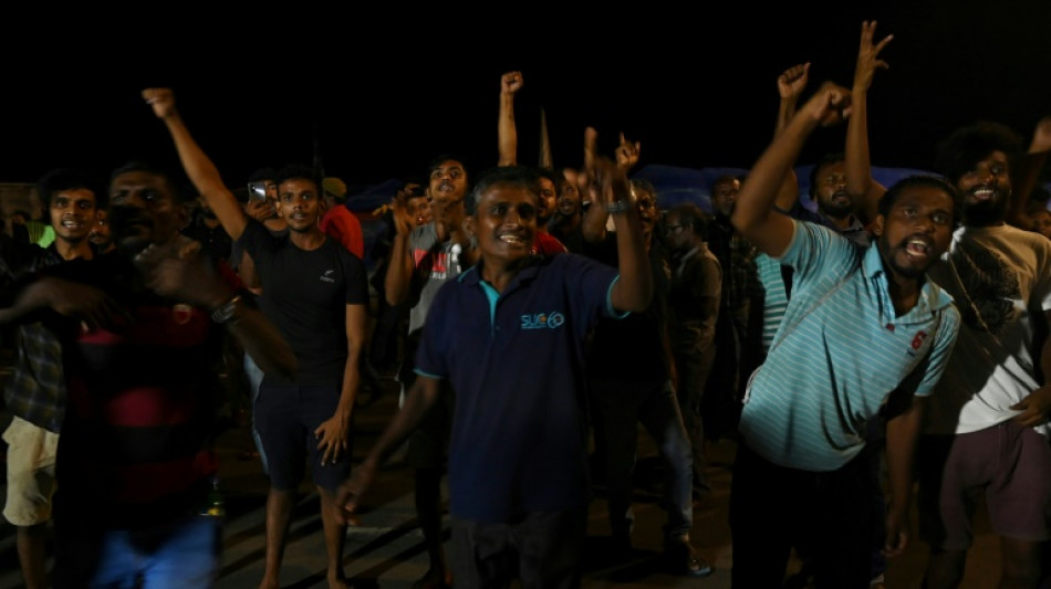 Sri Lanka: la d&eacute;mission du pr&eacute;sident en fuite accept&eacute;e