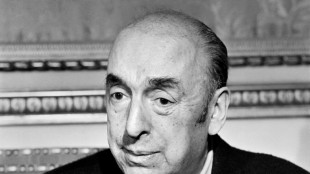 Le Chili relance l'enqu&ecirc;te sur la myst&eacute;rieuse mort de Pablo Neruda