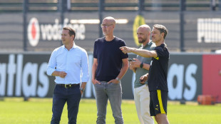 Konstantelias-Ersatz? BVB hat "einige Eisen im Feuer"