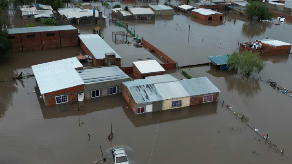 Pluies et inondations en Argentine: 7.500 &eacute;vacu&eacute;s dans la r&eacute;gion de Buenos Aires