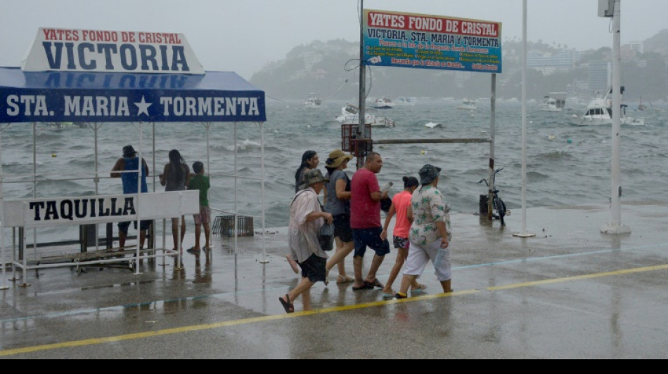 El hurac&aacute;n Hilary sube a categor&iacute;a 3 en su camino a la mexicana Baja California
