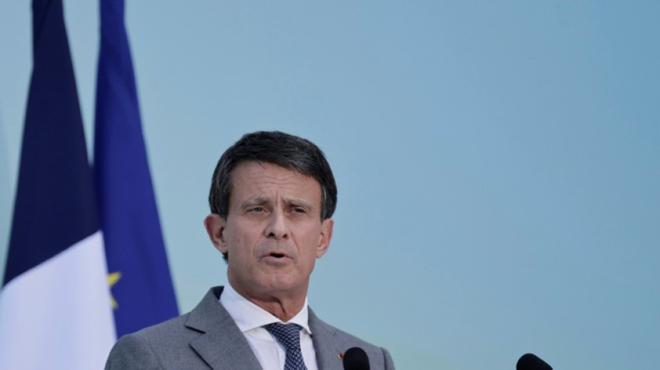 Pour sauver l’accord sur l'avenir de la Nouvelle-Calédonie, Valls annonce s'y rendre