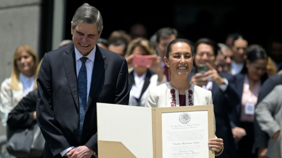 "Es un d&iacute;a hist&oacute;rico": Sheinbaum recibe constancia como presidenta electa de M&eacute;xico