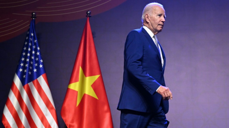 Biden leads US tech push in Vietnam