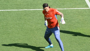 C&aacute;ssio sofre grave les&atilde;o no joelho esquerdo e ter&aacute; que fazer cirurgia