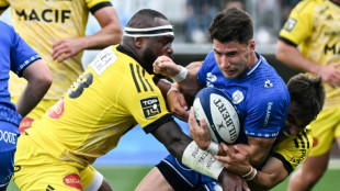 Hastoy lifts La Rochelle as Castres pay tribute to Raisuqe