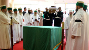 Alb&acirc;nia quer criar microestado mu&ccedil;ulmano sufi dentro de suas fronteiras