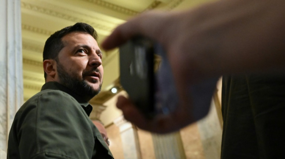 Diplomatic challenges multiply for Zelensky