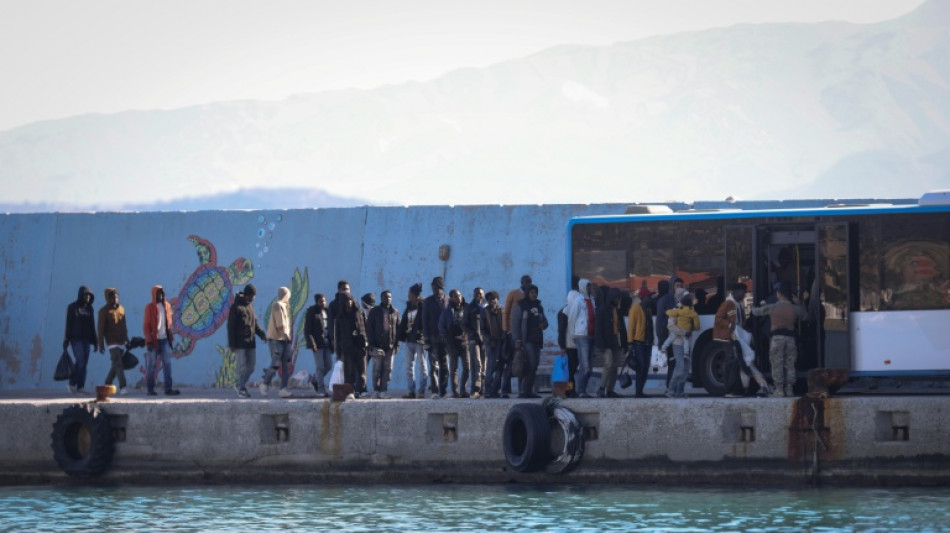 Dos muertos, incluido un ni&ntilde;o, en el naufragio de un barco con migrantes en Grecia